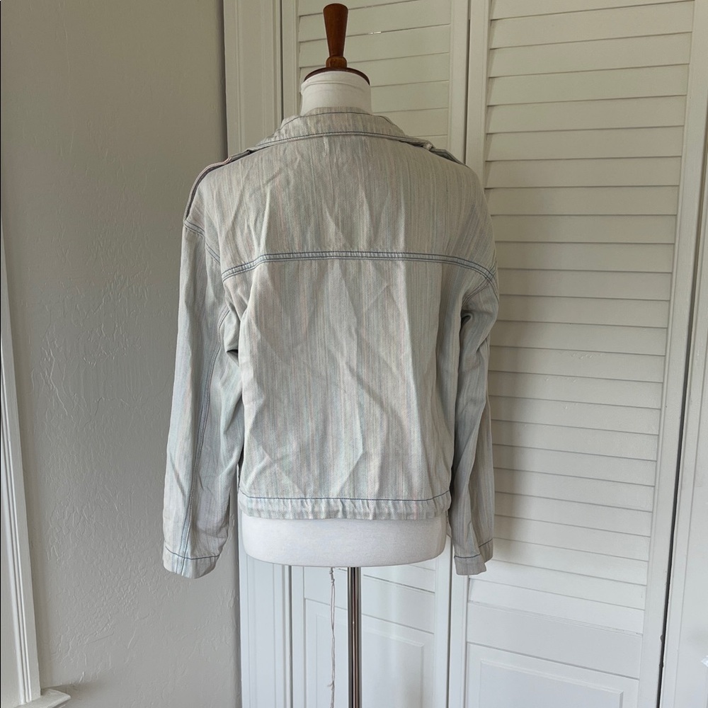 Denim jacket - Picture 2 of 4